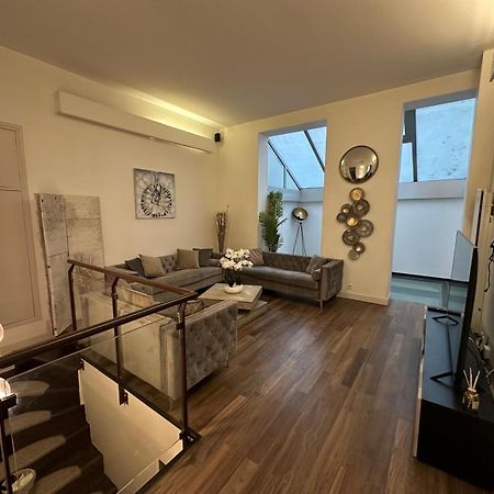 Les Champs Elysees-125M2 Modern And Spacious Paris Exterior photo
